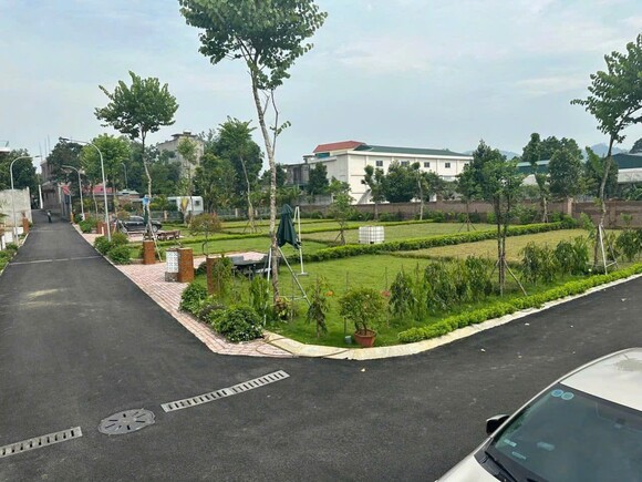 Bán Nhanh Mảnh đất hơn 200m ở Quốc Oai, Sẵn sổ. Giá ưu đãi có thương lượng sâu cho NĐT thiện chí